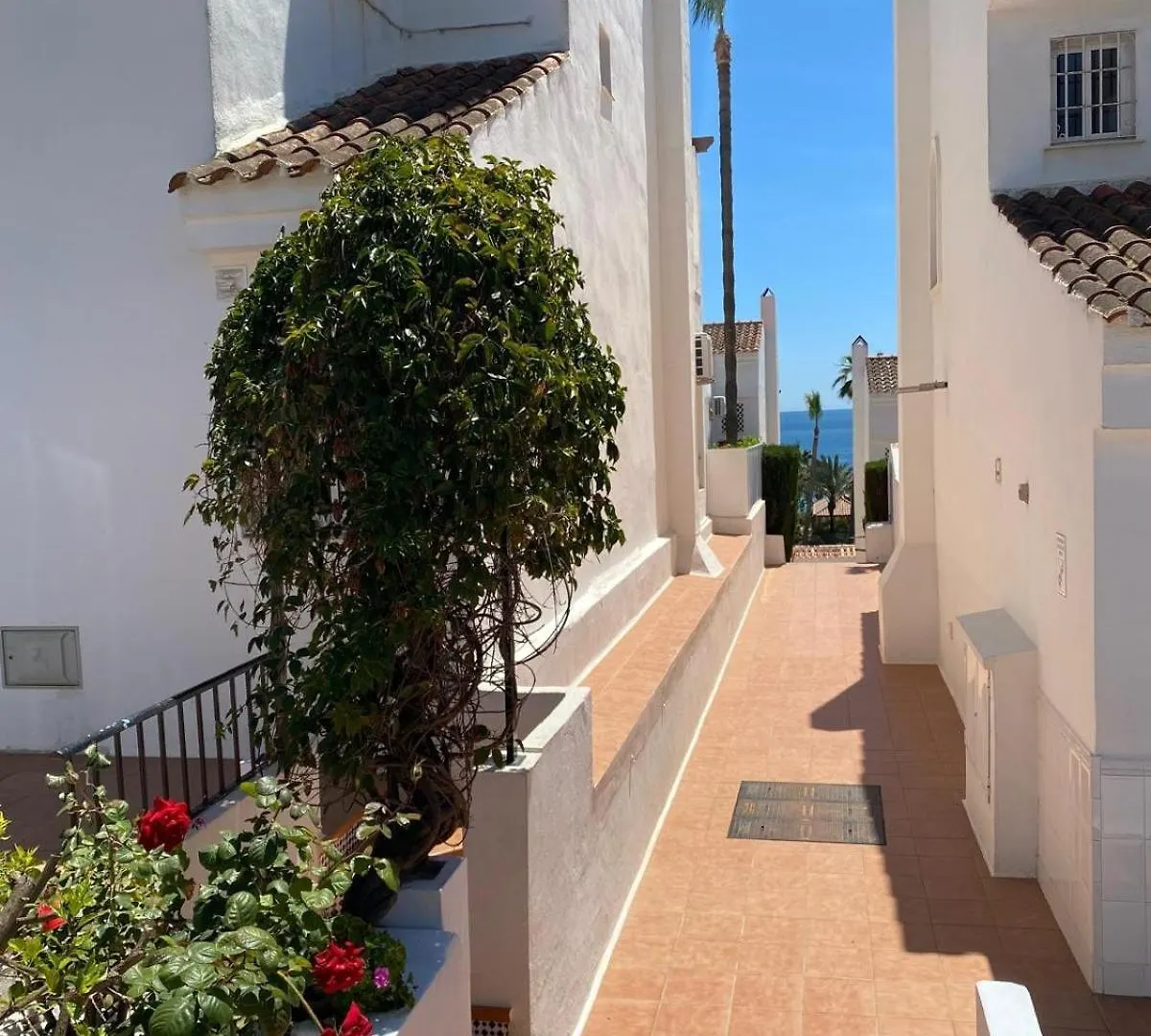 הוילה מיחאס קוסטה Beautiful Detached House With Garden ספרד